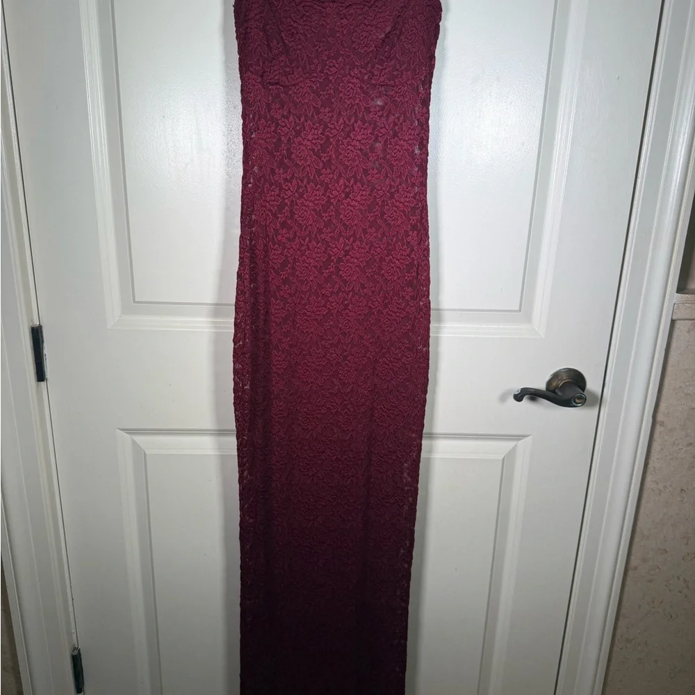 Women’s Burgundy Lace Maxi Dress with Spaghetti Straps